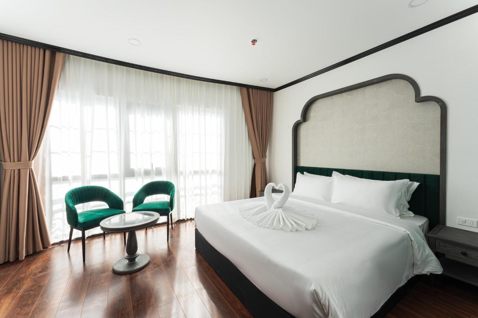 Hanoi Plaza Suite Hotel & Spa Екстер'єр фото