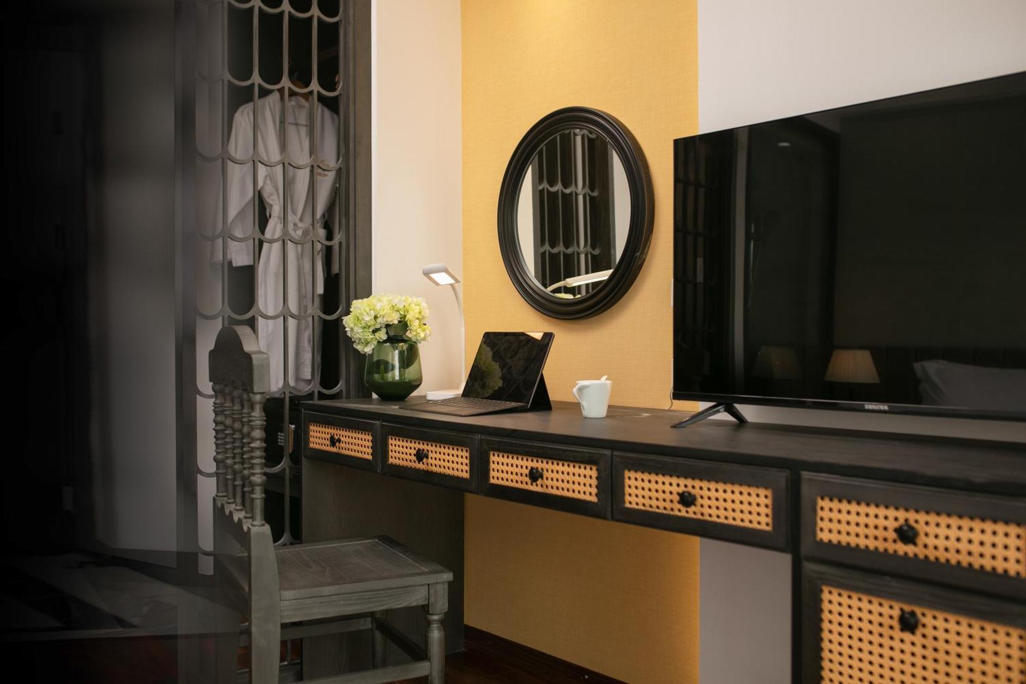 Hanoi Plaza Suite Hotel & Spa Екстер'єр фото