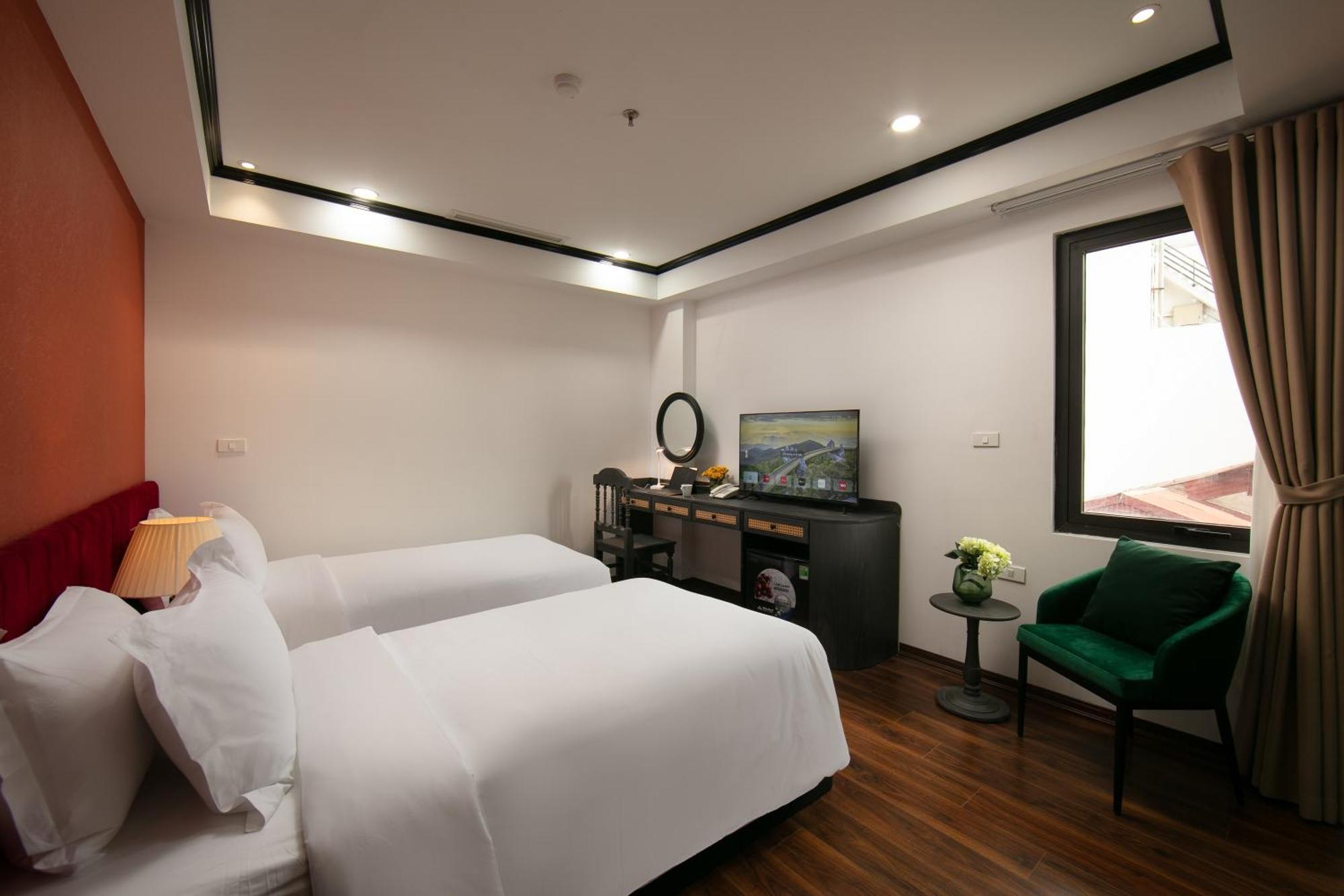 Hanoi Plaza Suite Hotel & Spa Екстер'єр фото