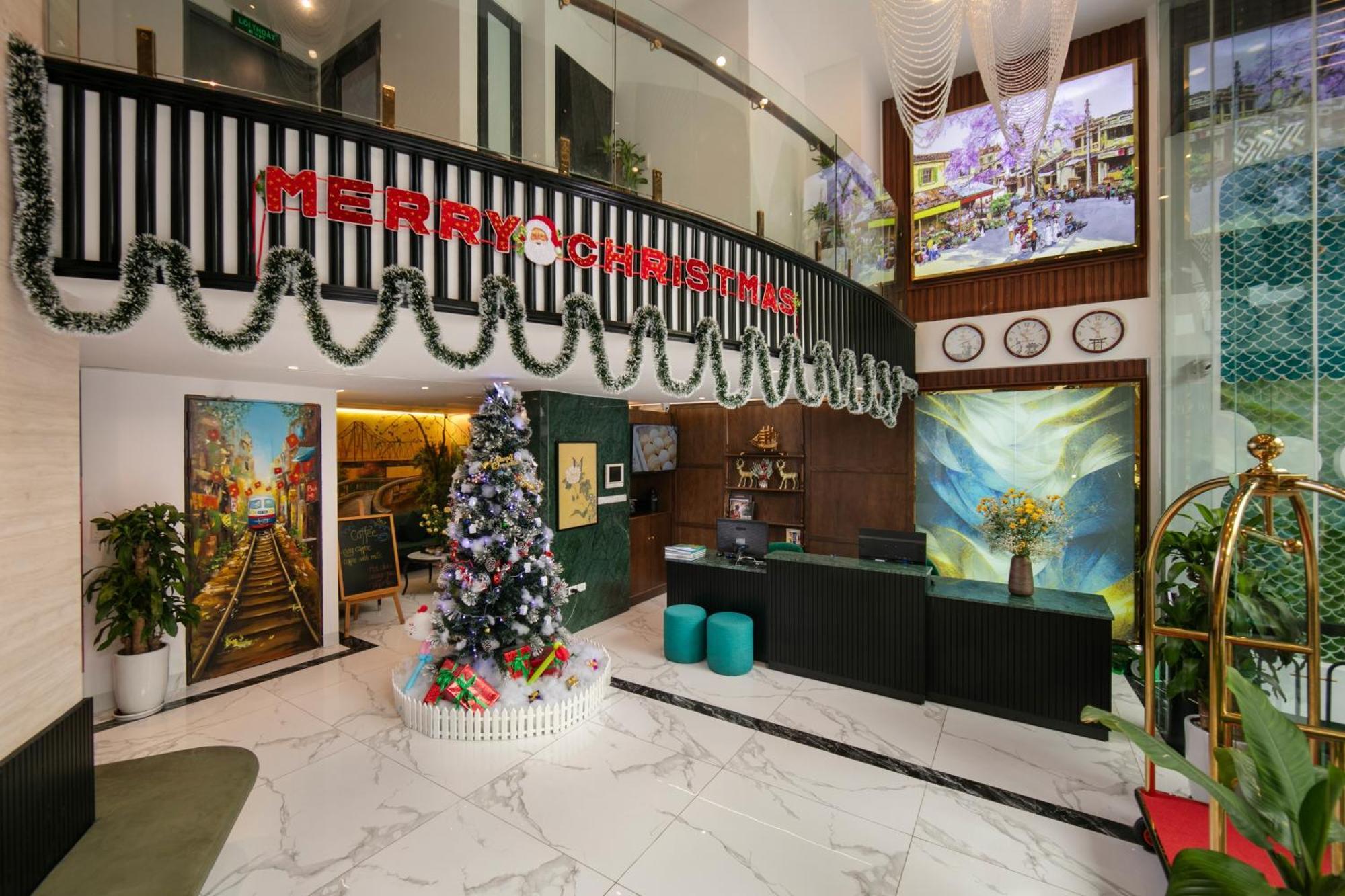 Hanoi Plaza Suite Hotel & Spa Екстер'єр фото