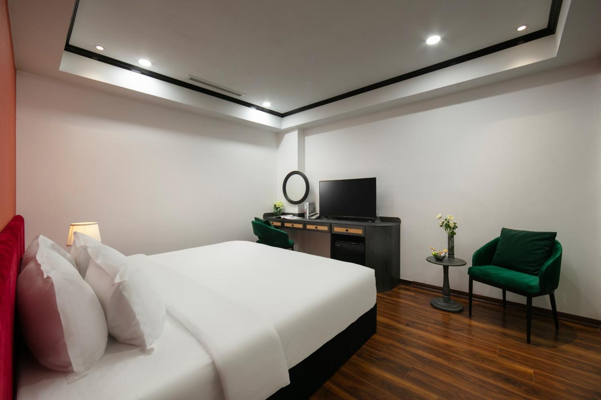 Hanoi Plaza Suite Hotel & Spa Екстер'єр фото
